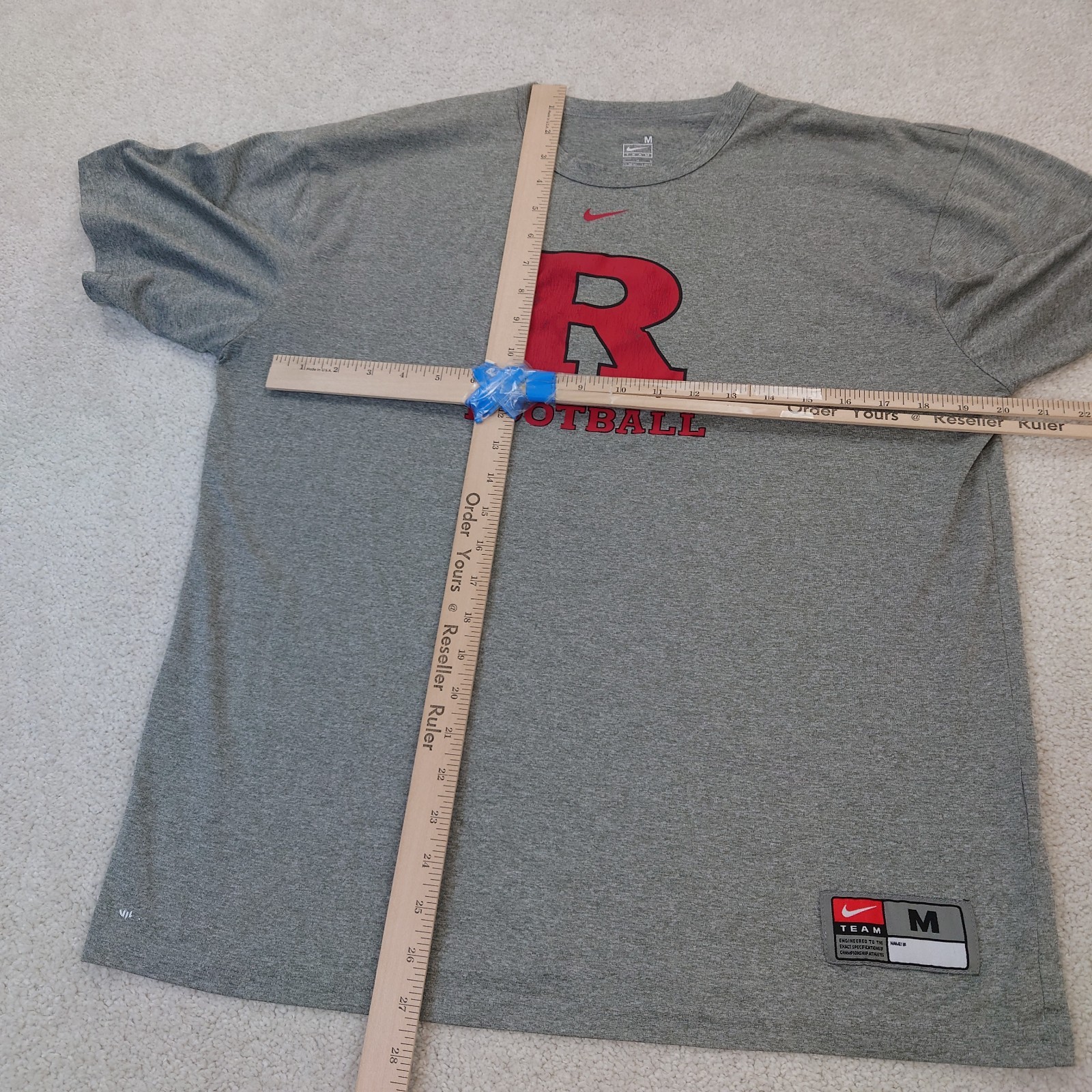 2000s Y2K Nike Team Rutgers University Football Scarlet Knights T Shirt Men&rsquo;s M