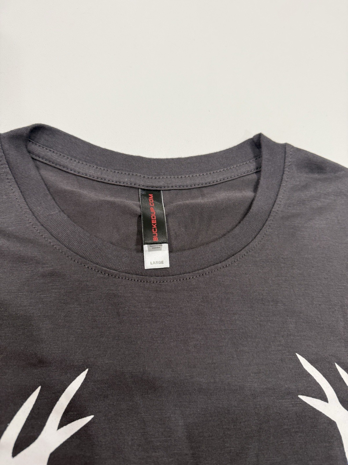 Bucked Up Gray USA Graphic Logo Crew Neck Short Sleeve Men&rsquo;s T-Shirt Size L
