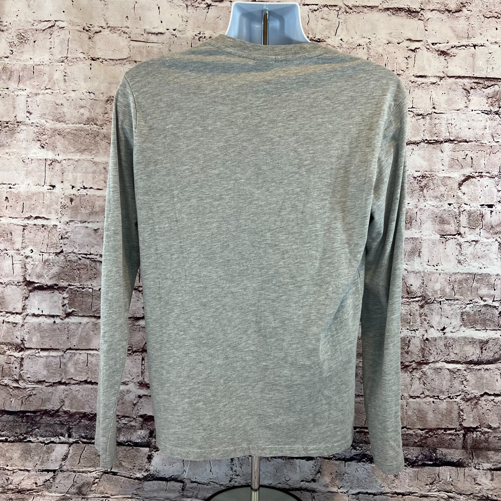 Oakley Men&rsquo;s Gray Long Sleeve Big Logo Graphic Print Regular Fit T-Shirt Medium