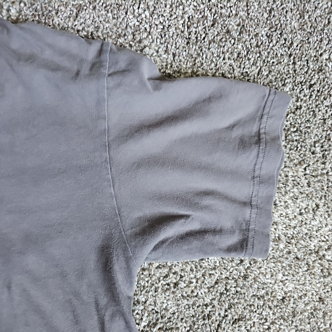 The North Face Size Medium Gray and Red Short Sleeve Shirt – Graphic is Cracking