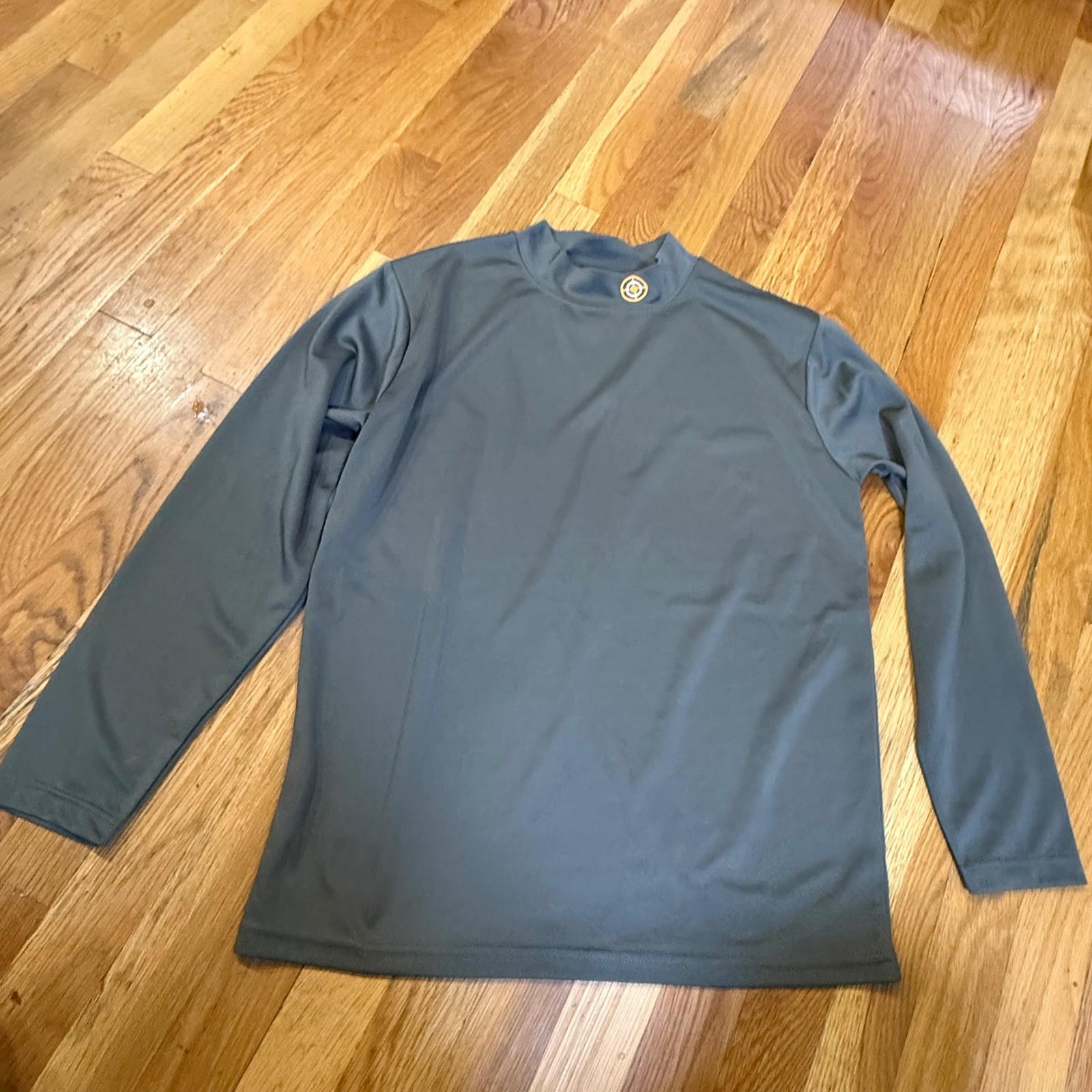 Outfitters Ridge Shirt Mens L 42/44 Green Mock Neck Moisture Wick Base Layer
