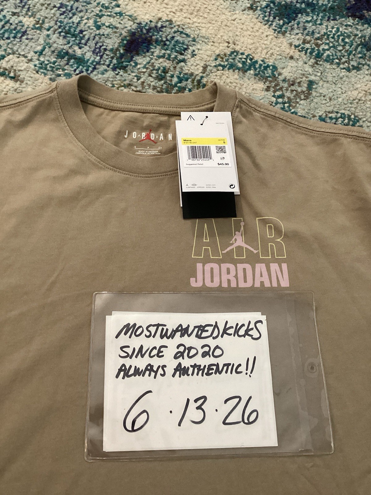 NWT Nike Air Jordan Flight Oversized T-Shirt Khaki & Iced Carmine Men’s Sz S
