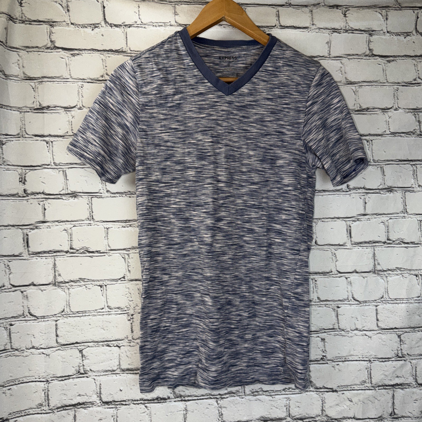 Express Men&rsquo;s Size XS Blue V-Neck Slim Stretch T-Shirt Extra Small Casual Stripe