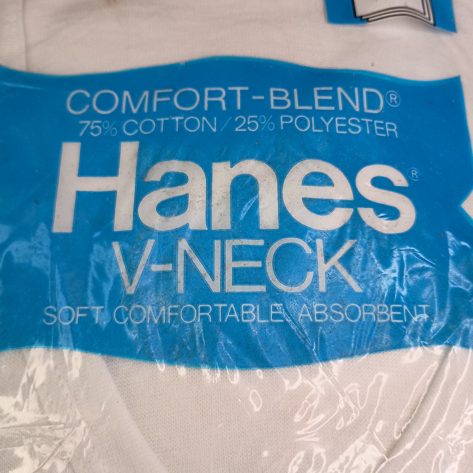 Hanes Vintage Comfort Blend T-Shirts V Neck Men&rsquo;s M Undershirt NOS 1984 Made USA