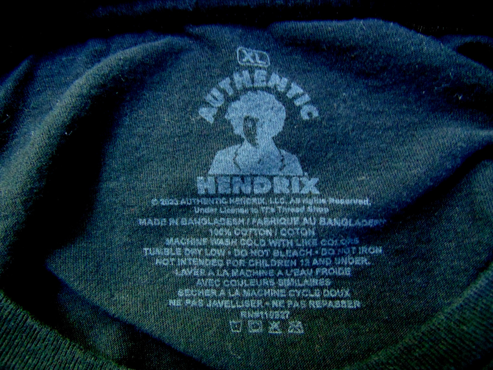 Jimi Hendrix Authentic Hendrix T-Shirt Mens XL Black Cotton in Color