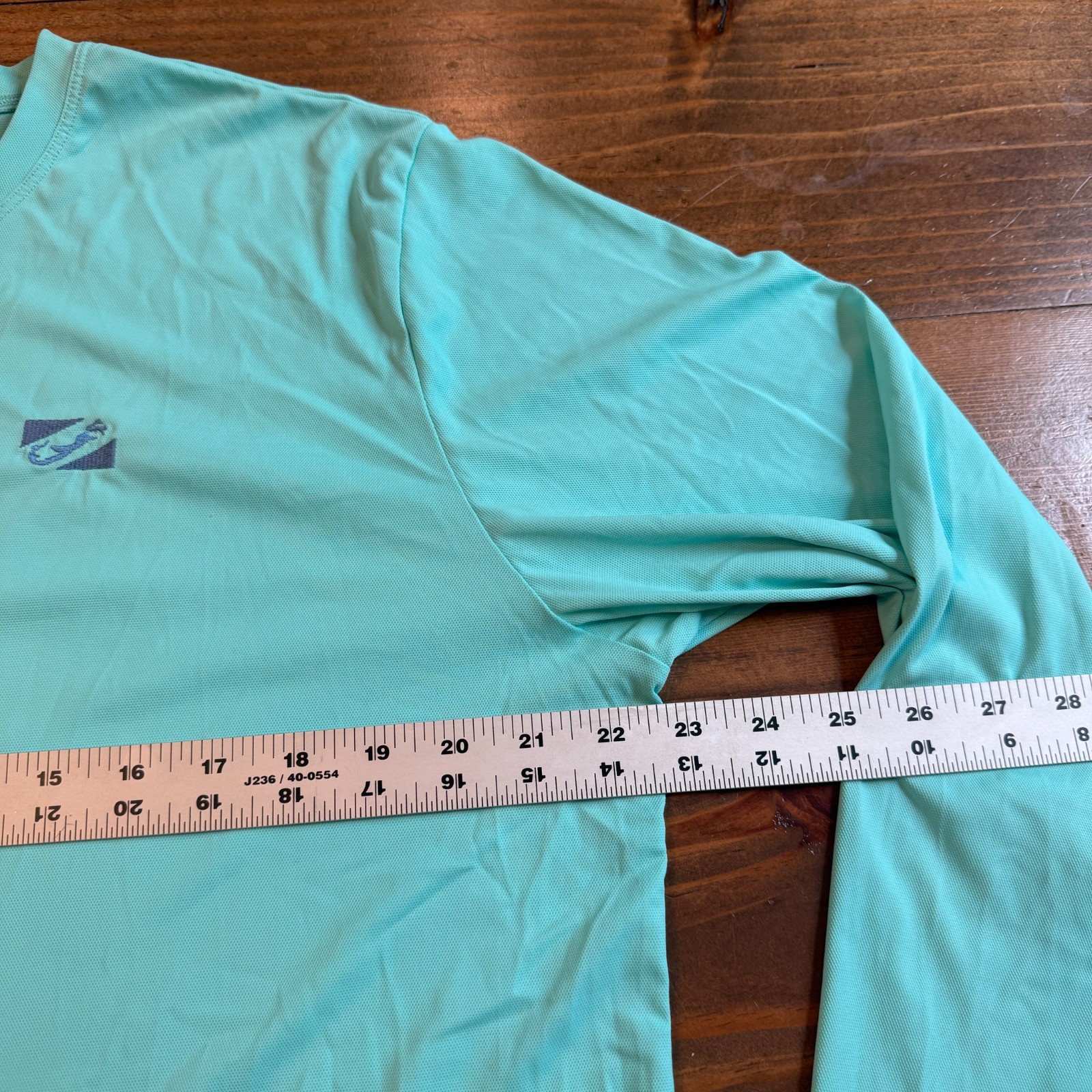 Bermies Sun Shirt Mens Medium Aqua Blue UPF50 Breathable Lightweight Quick Dry