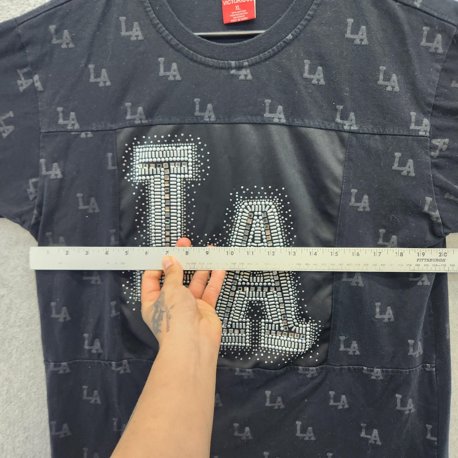 Victorious Shirt Mens XL Black LA Los Angeles Rhinestone All Over Print Tee