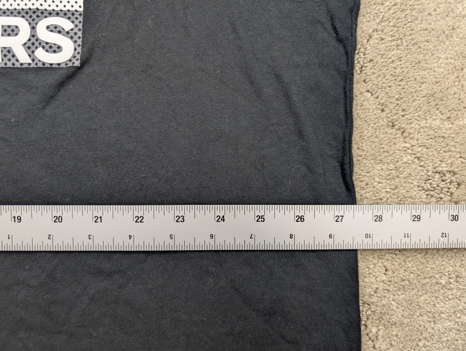MICHAEL KORS Men’s (3XL) Black Crewneck Cotton T-Shirt Square 3D Textured Logo