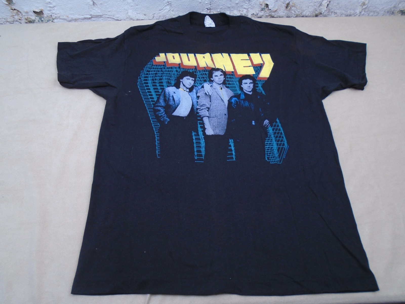 Vintage 1980s Journey Raised on Radio Tour T-Shirt Size XL Single Stitch