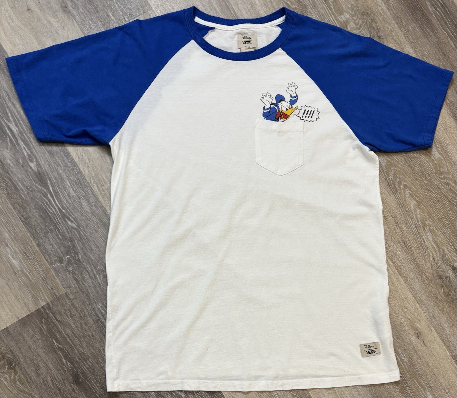 Vans x Disney Donald Duck Shirt Raglan Baseball Chest Pocket Graphic Tee Large