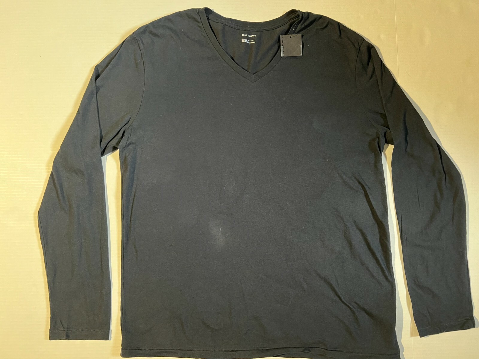 New CLUB MONACO Mens T-shirt Blk L/S Soft Cotton V-neck Tee sz L $49