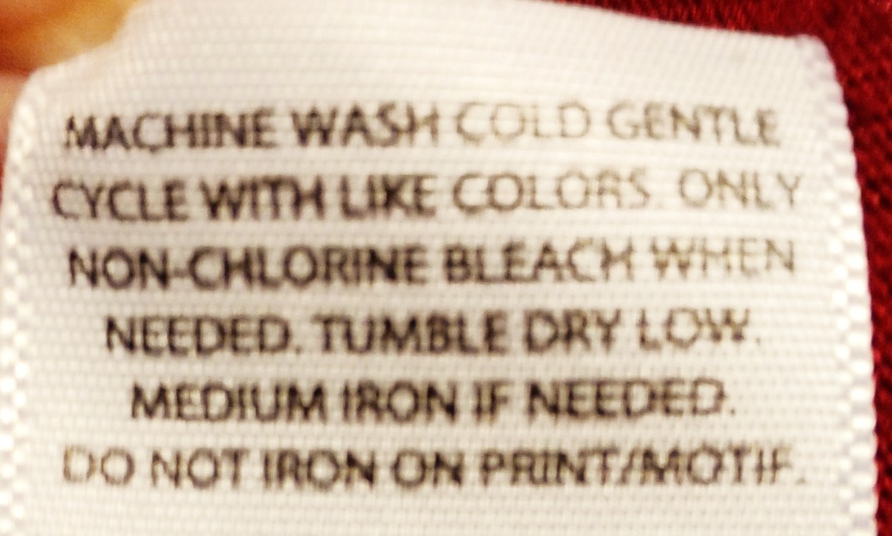 EUC George Short Sleeve, Crew Neck, Burgundy T-Shirt – Men&rsquo;s Size M (38-40)