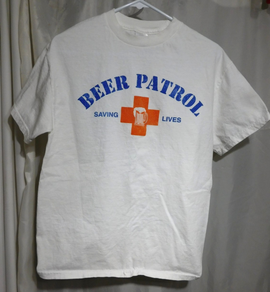 Beer Patrol T-Shirt Small 34&Prime; Chest Pre-washed Tennessee River Brand Print