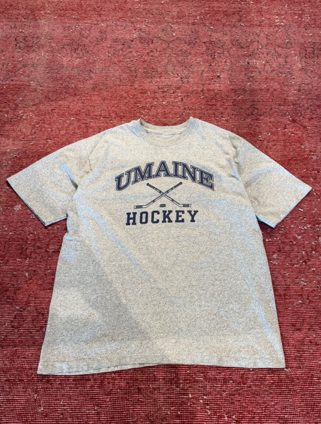 vintage 80&rsquo;s U Maine hockey shirt size xl