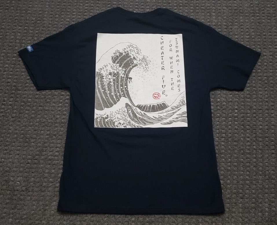 Cheater Five Men&rsquo;s LARGE T Shirt Hawaii Surfboard Shop Hokusai Waves Surf