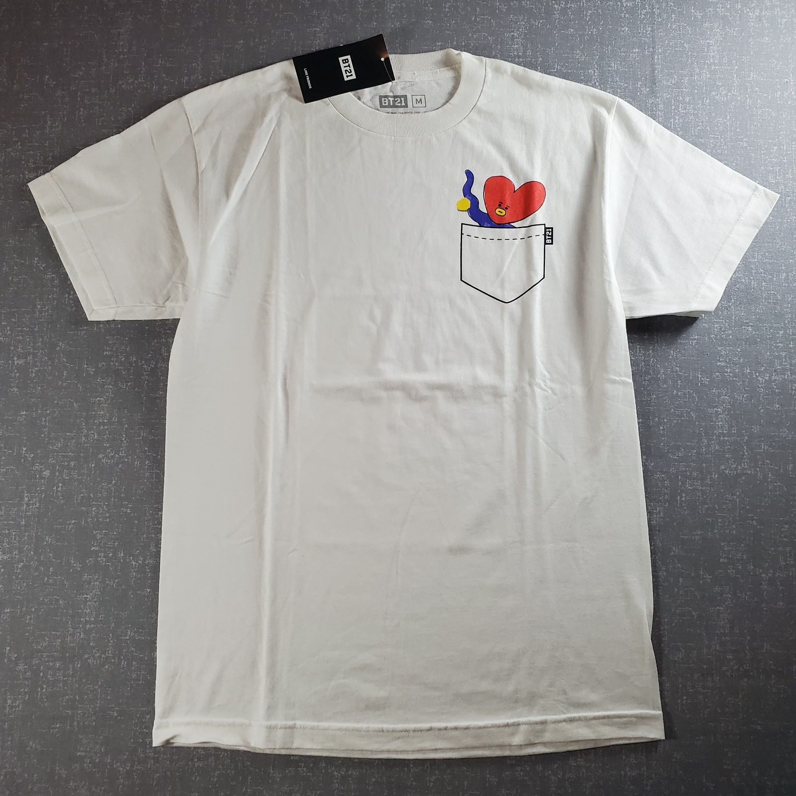Official NWT BT21 BTS « Tata » Pocket white graphic tee shirt Bangtan boys merch
