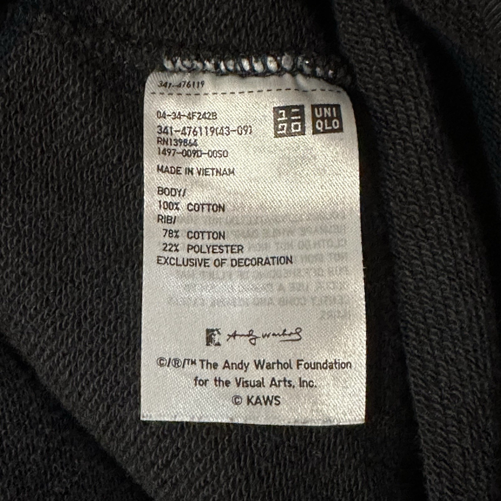 Uniqlo KAWS Andy Warhol Black Graphic Sweatshirt / Sweater, size Large