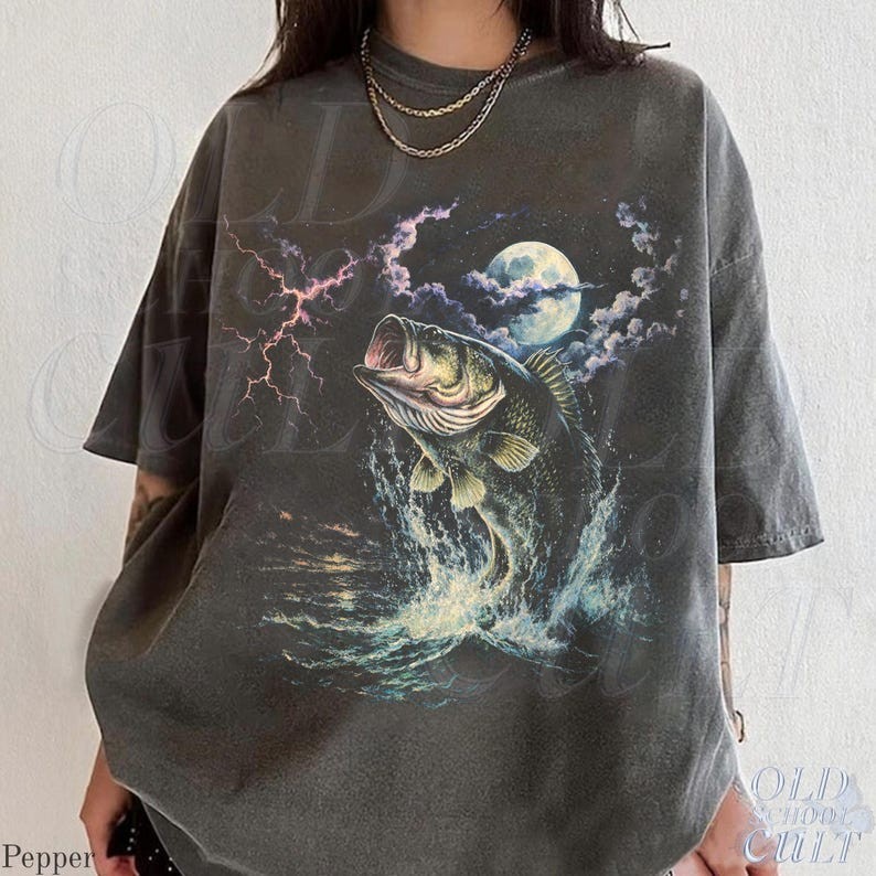 Bass Fishing Moonlight Vintage Graphic T-Shirt Retro Largemouth Fish Tee Gift