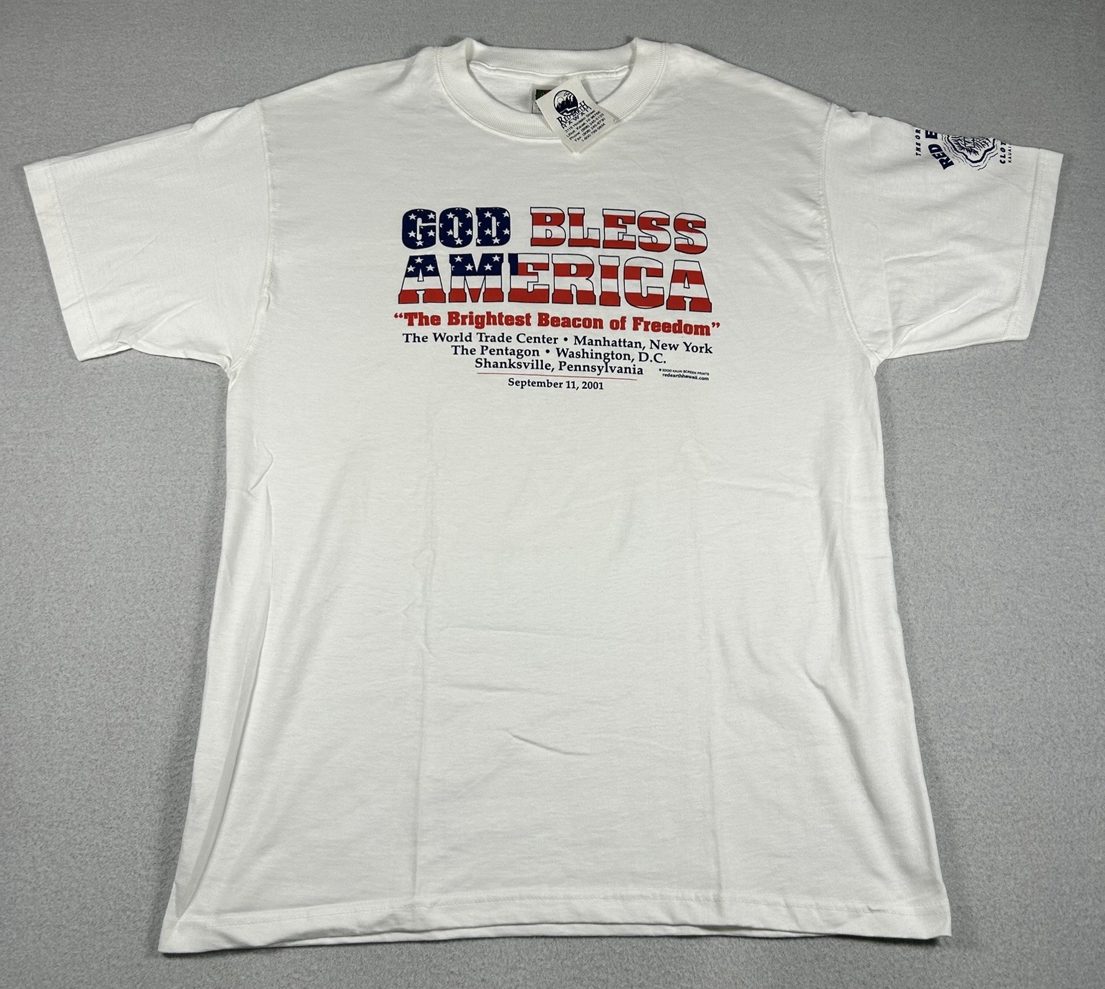 Red Earth Kauai September 11th Tee Shirt « God Bless America » Mens Size LARGE NWT