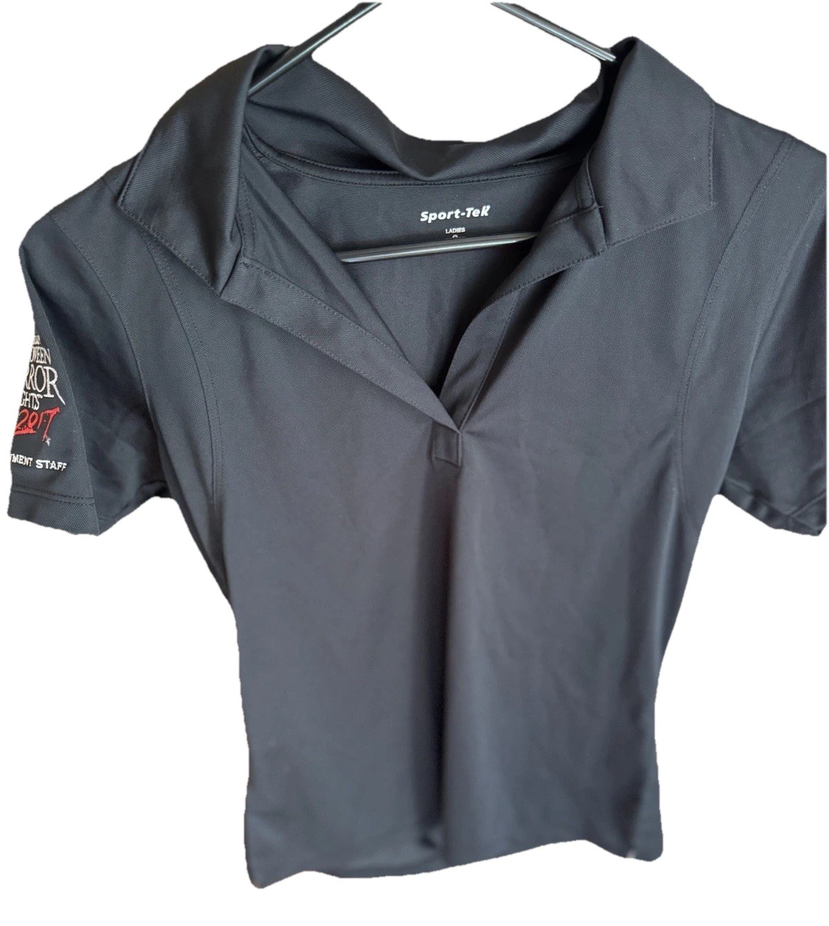Universal Studios “Employee” Halloween Horror Night’s Polo Shirt W Shirt Sz S