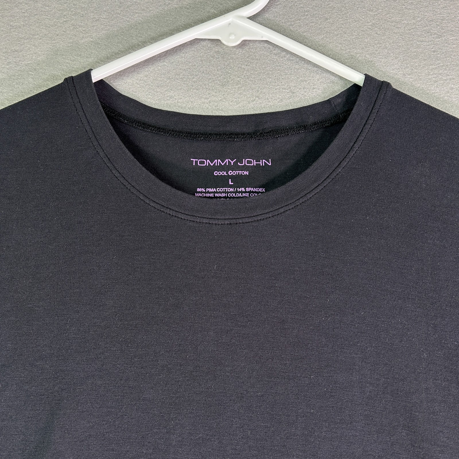 Tommy John Men&rsquo;s T-shirt Large Black Cool Cotton Short Sleeve Crew Neck Tapered