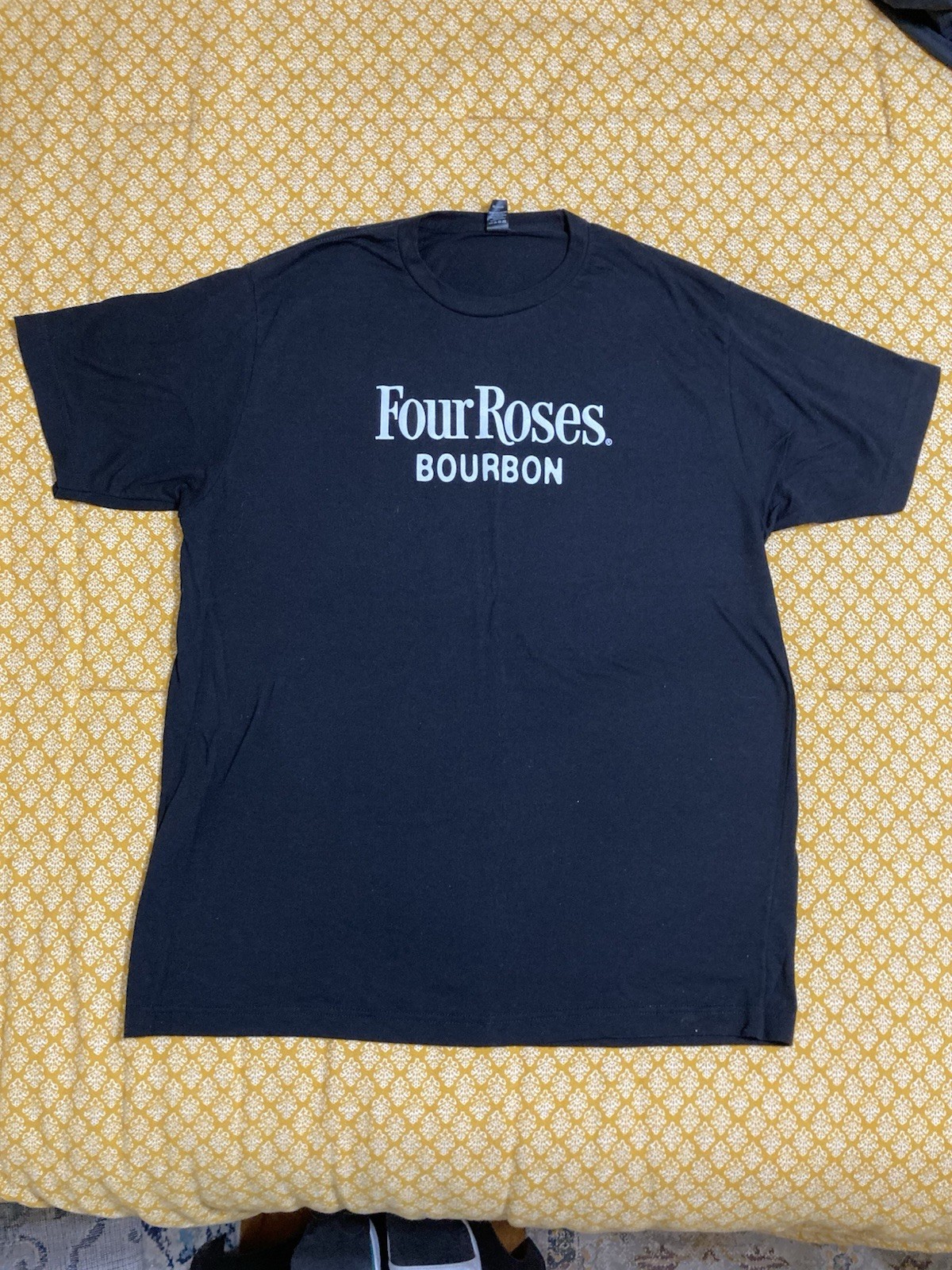 Four Roses Bourbon Men’s Shirt Size Large 65/35 Poly / Cotton Blend By Tultex
