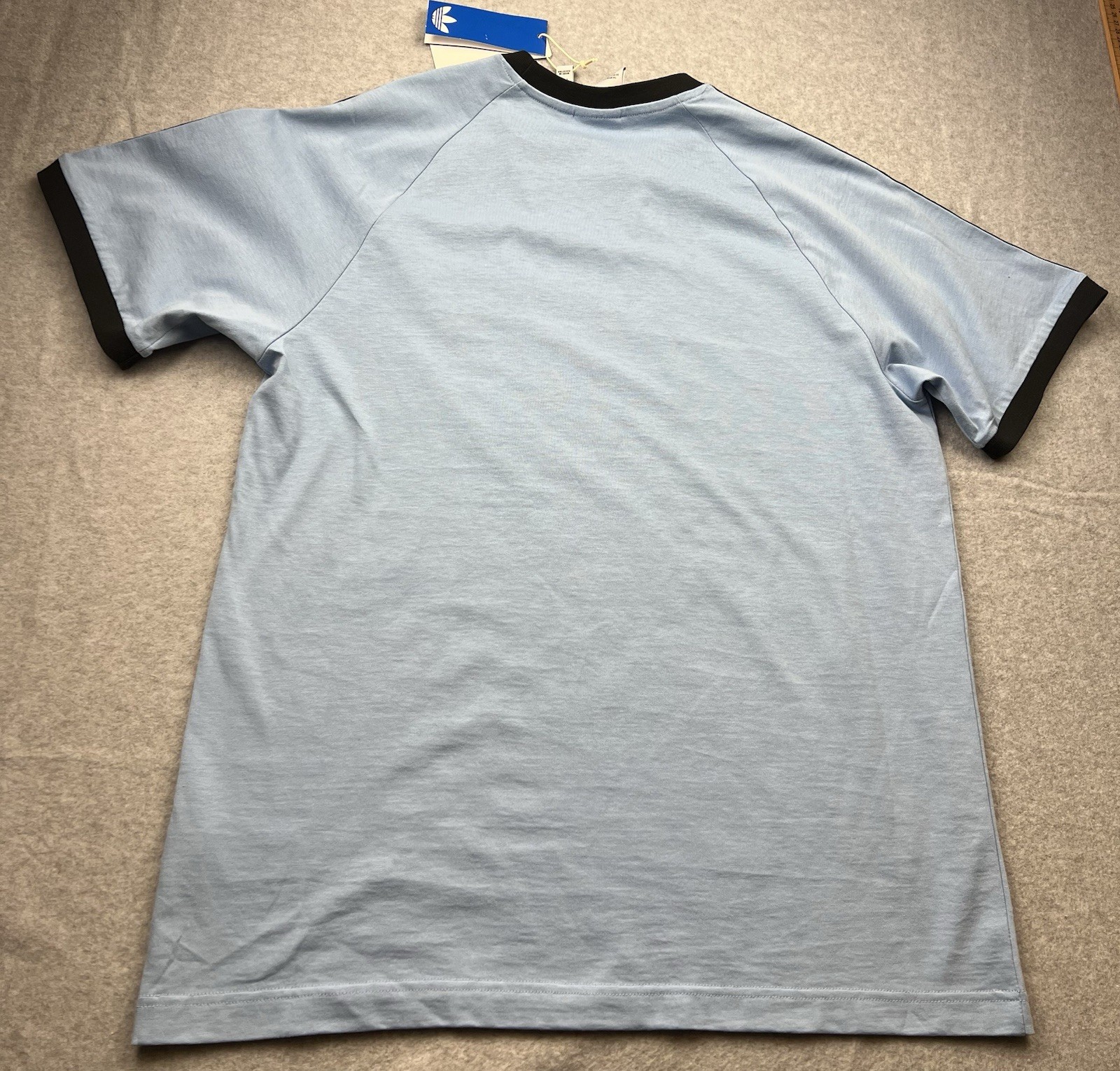 adidas Originals 3-Striped Trefoil T-Shirt Ash Blue/Black JY1371 Size Large NWT