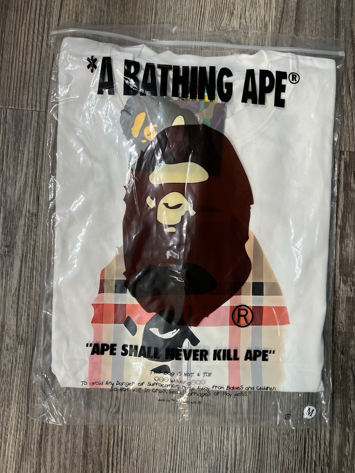 A Bathing Ape BAPE Men’s Ape Head Logo Graphic Tee White M Crew Neck SS