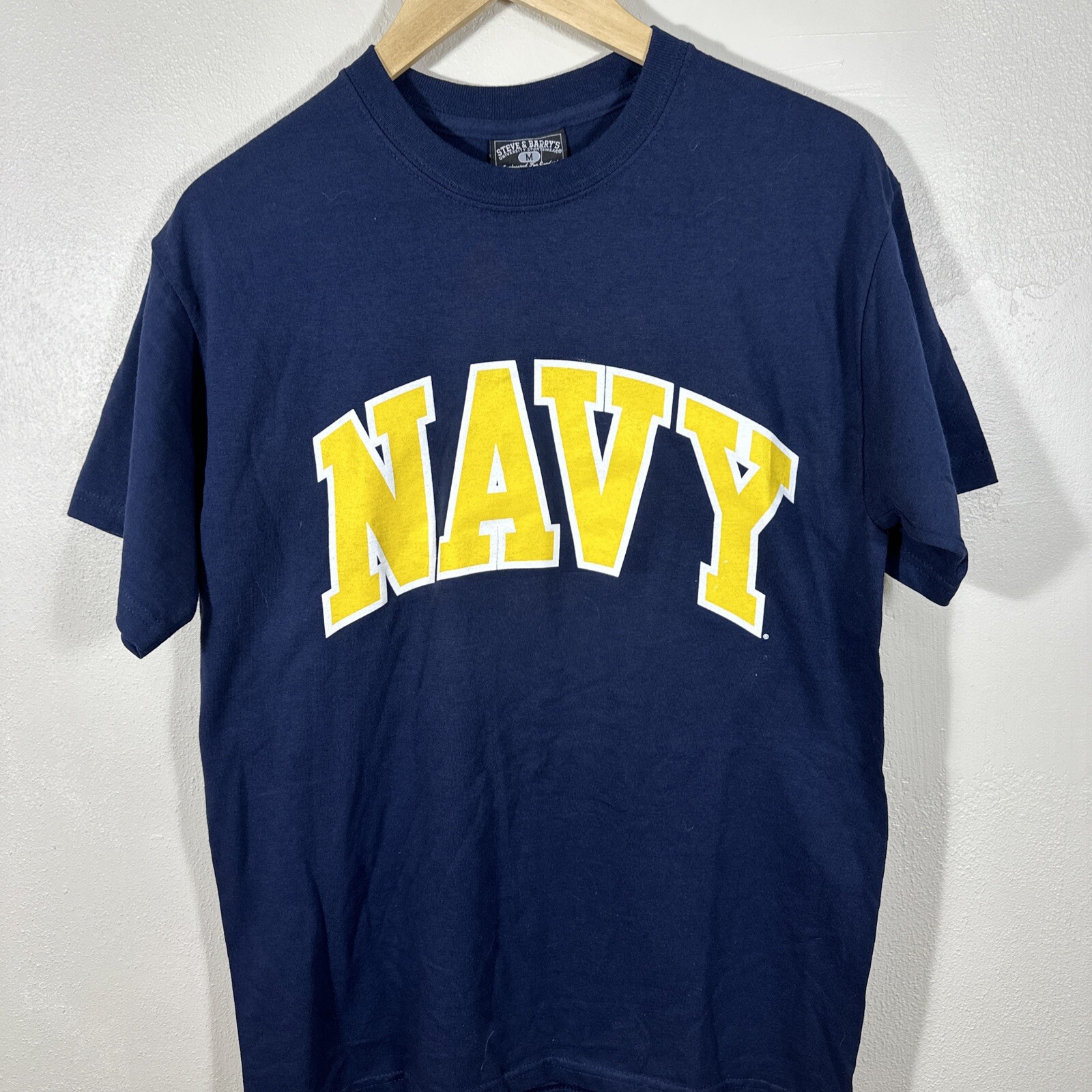 Steve And Barrys NAVY Shirt Mens Medium NOS Collegiate Licensed Short Sleeve Tee