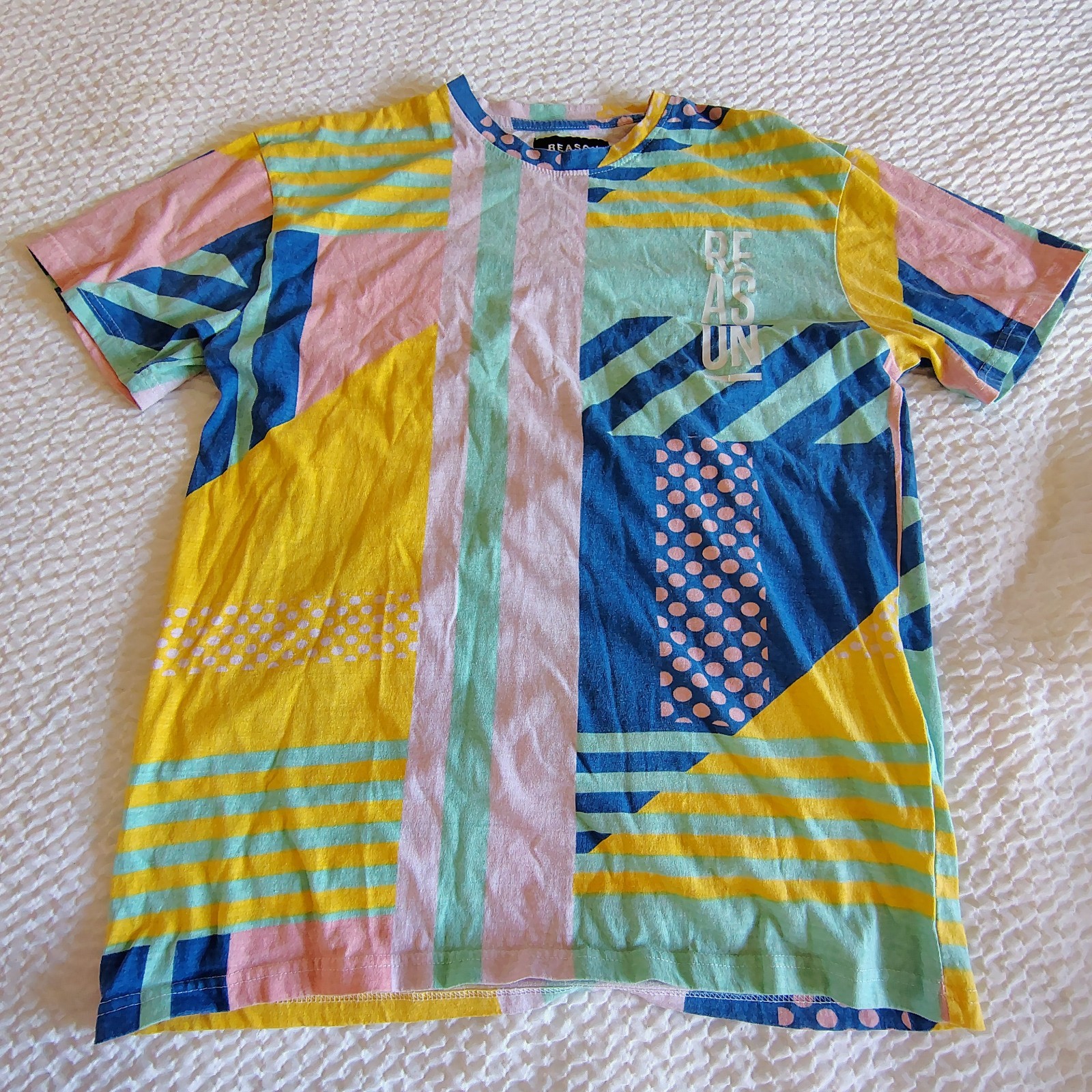 Reason Multi-Color Geometric Pattern T-Shirt Size Large