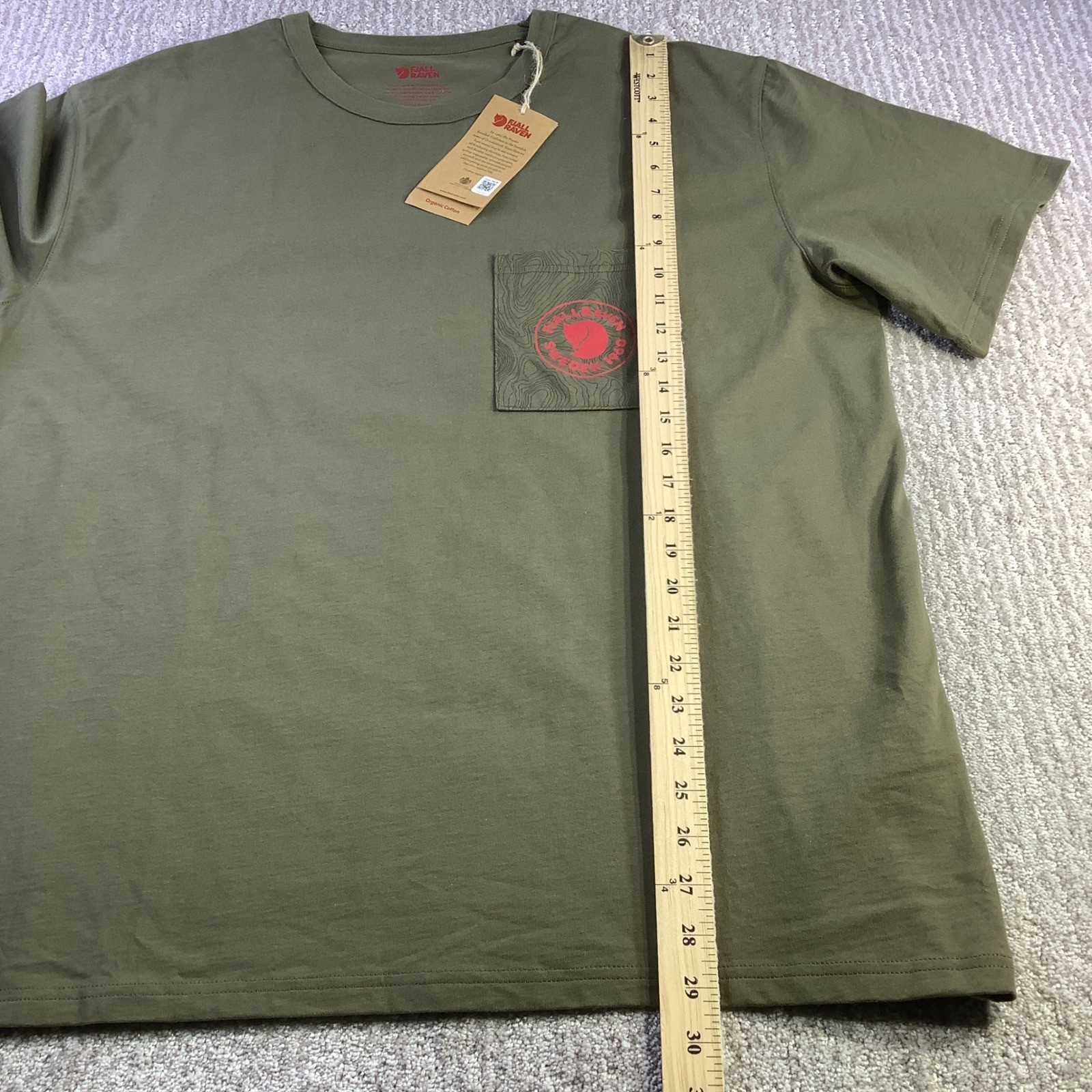 Fjallraven Logo Pocket T-Shirt Mens Laurel Green Organic Cotton Tee Size L NWT