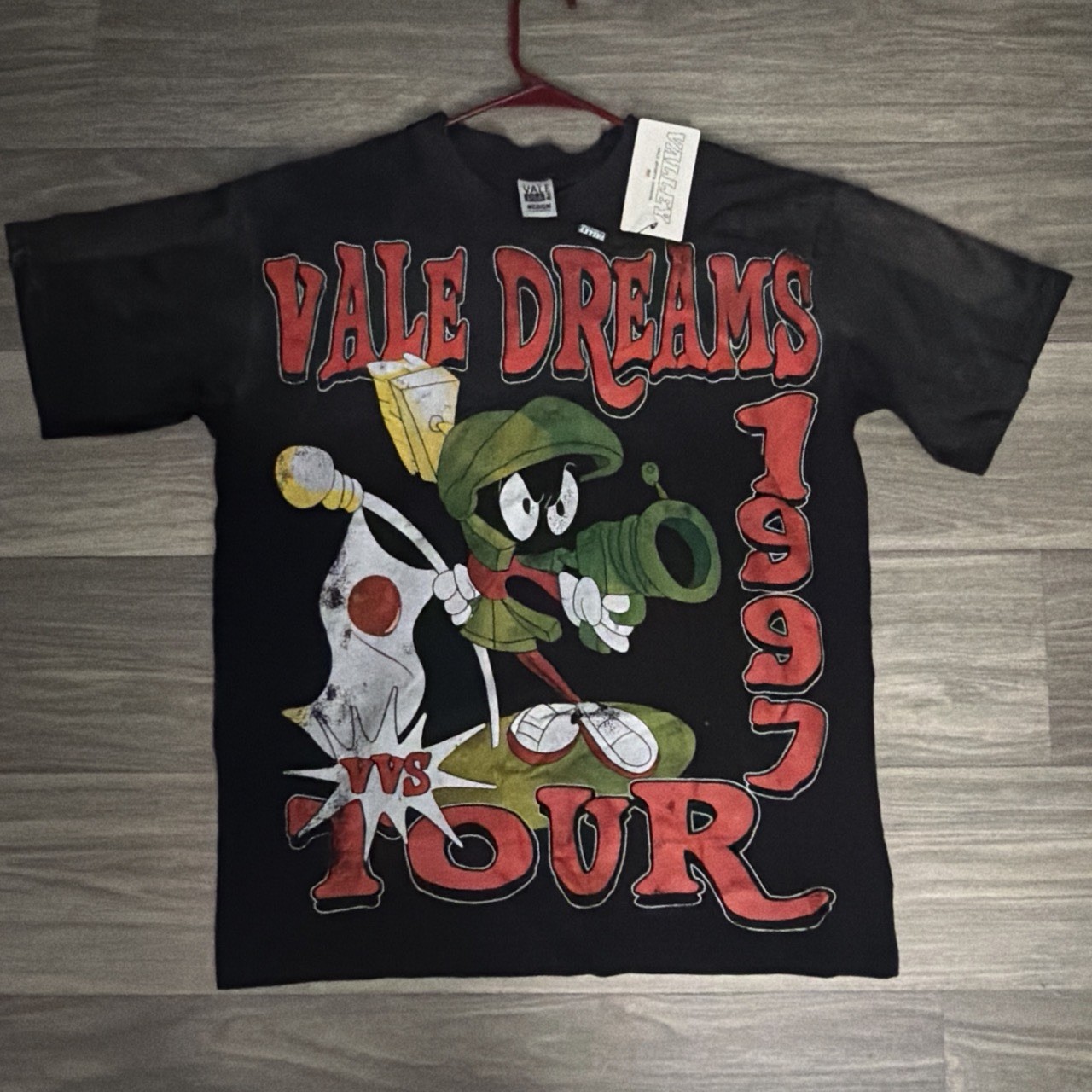 Vale Lives Valley Dreams Marvin The Martian T-Shirt Mens Size Small Boxy Tee NEW