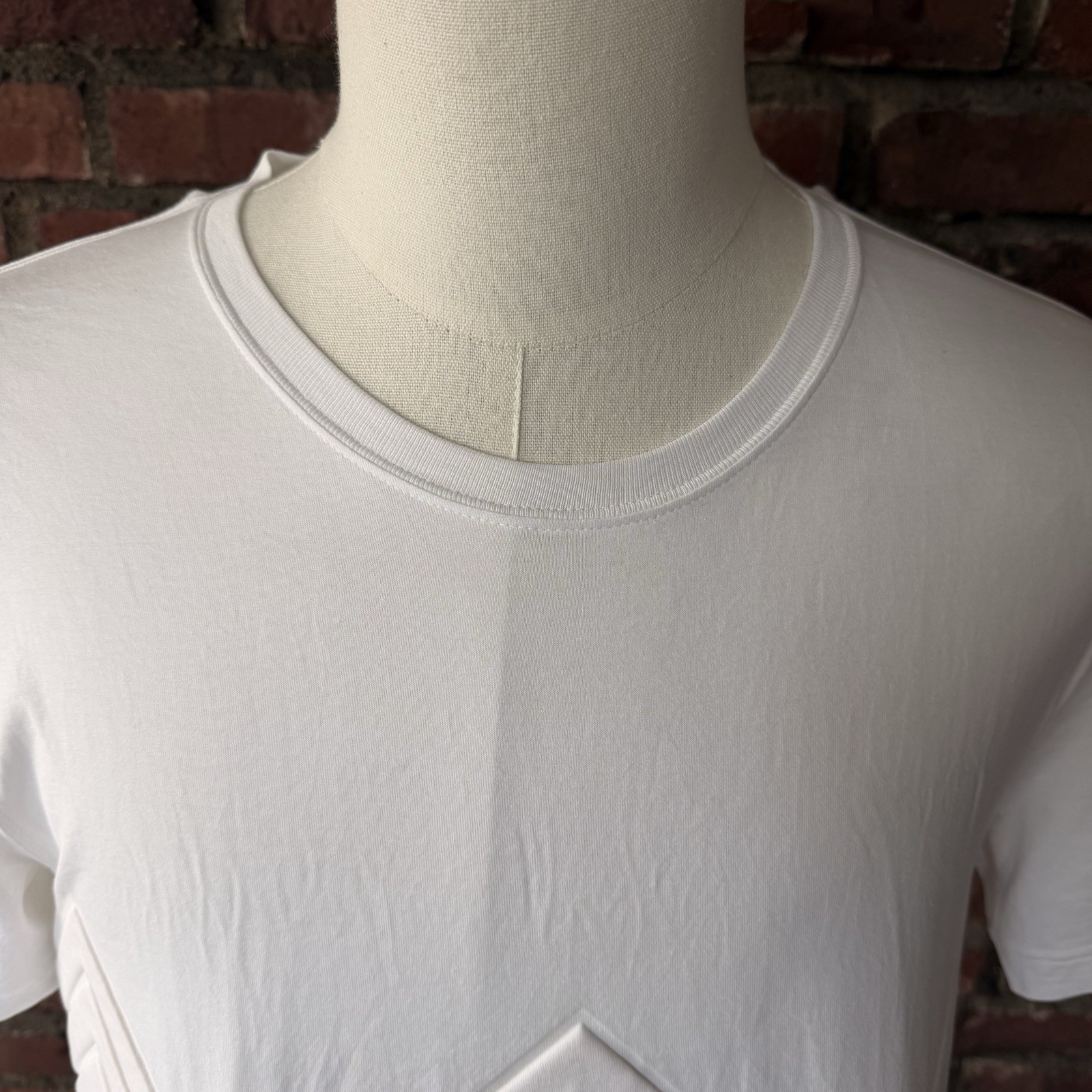 Bottega Veneta White Chevron Embossed Shirt Size 48 Luxury Tee Made In Italy