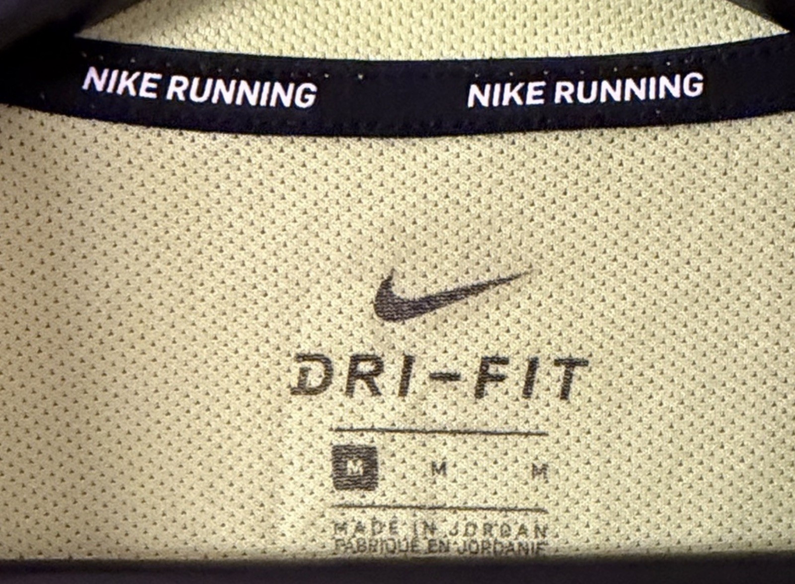 Nike Men&rsquo;s Dri-Fit Miler Running Training Top T-Shirt CU0326-702 Volt Size M