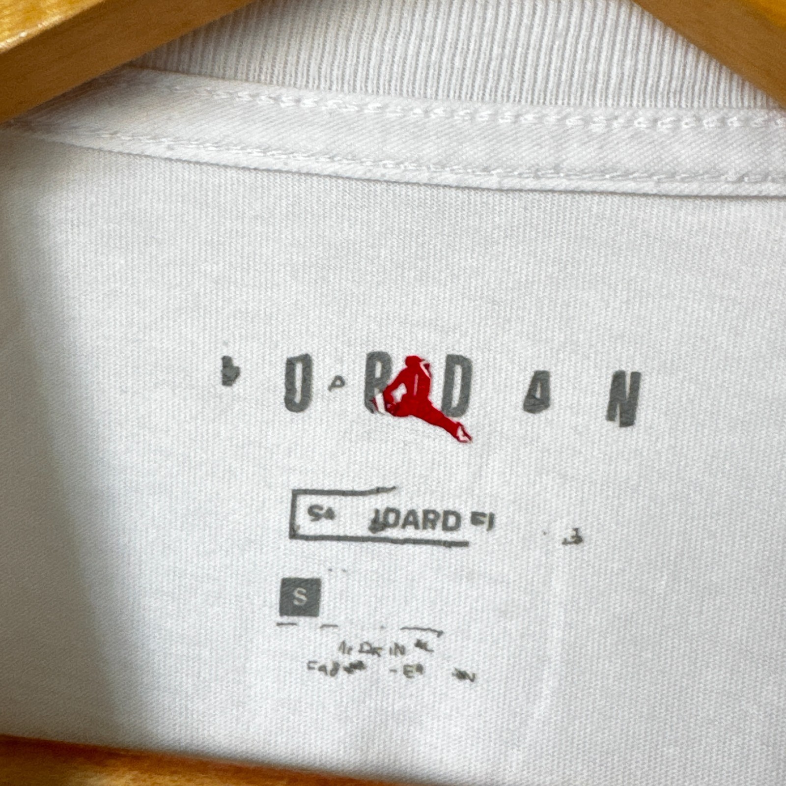 Jordan Jumpman Men&rsquo;s Graphic T-Shirt – White/Red – Size S – CJ0921-102