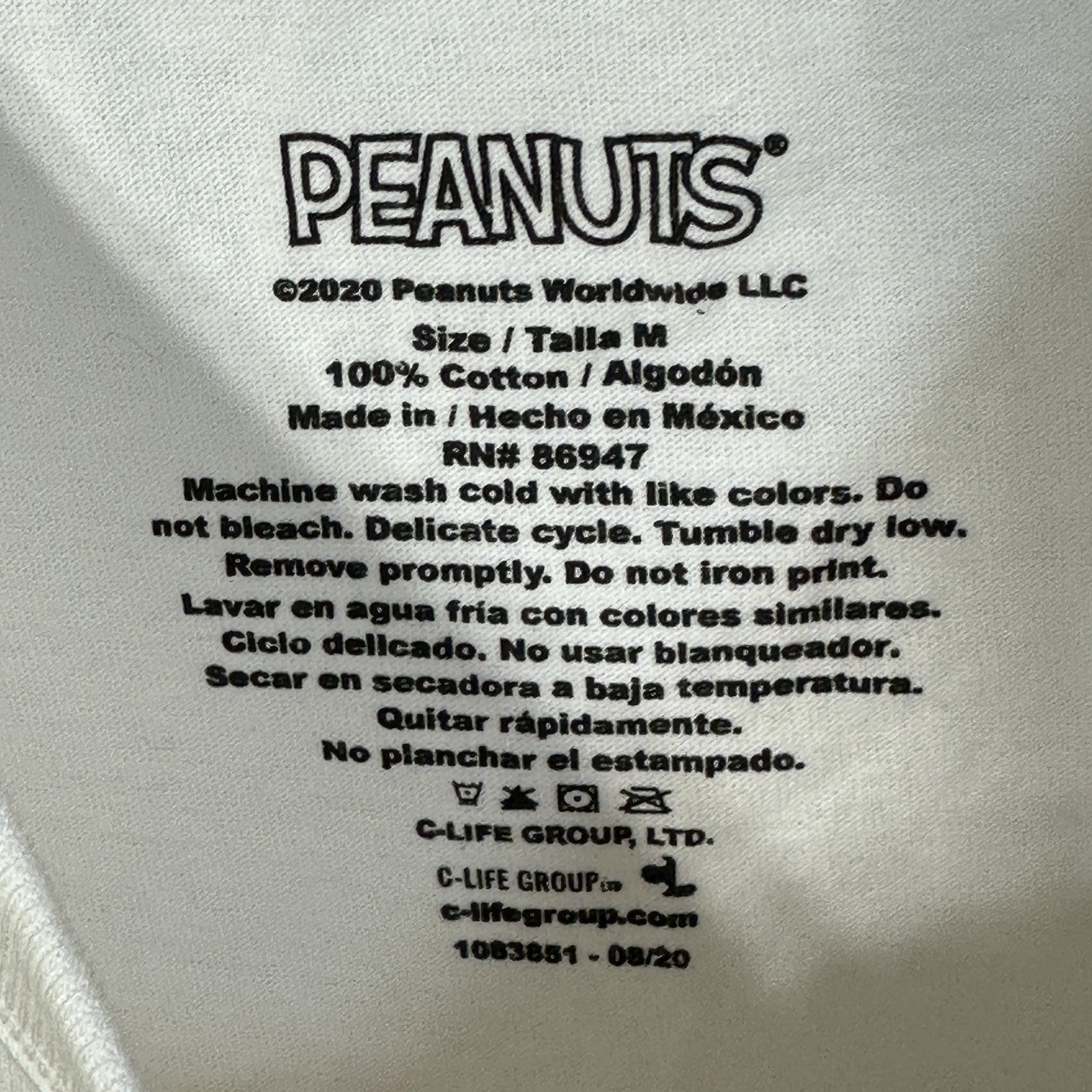 NWOT Peanuts Happy Halloween Medium Graphic T-Shirt Snoopy Charlie Brown Comic M