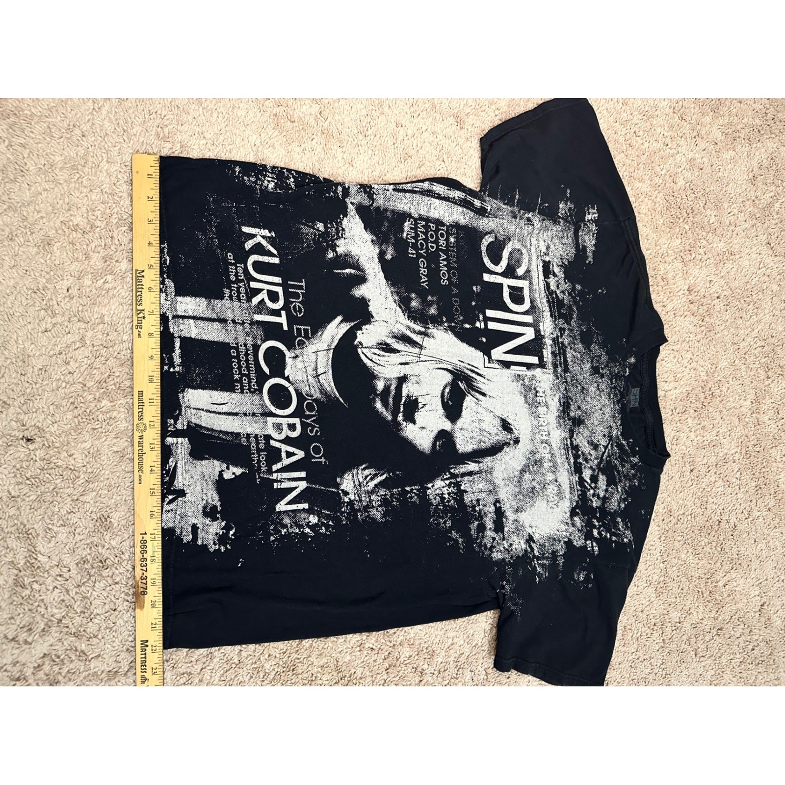 Spin Magazine Nirvana Kurt Cobain The Early Days Graphic TShirt Black XL Grunge