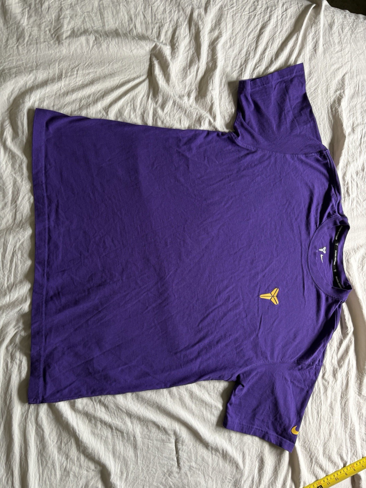 Nike Kobe Bryant Mamba Mentality Lakers Tee Size L