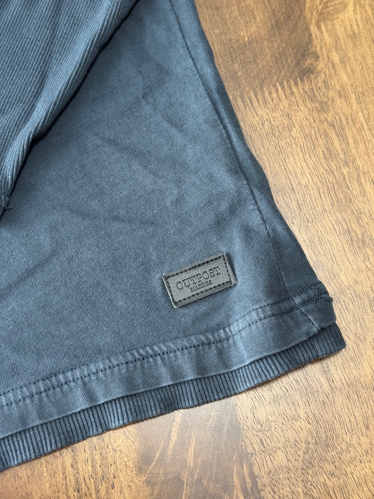 EUC Mens Outpost makers henley blue 100% cotton long sleeve size M