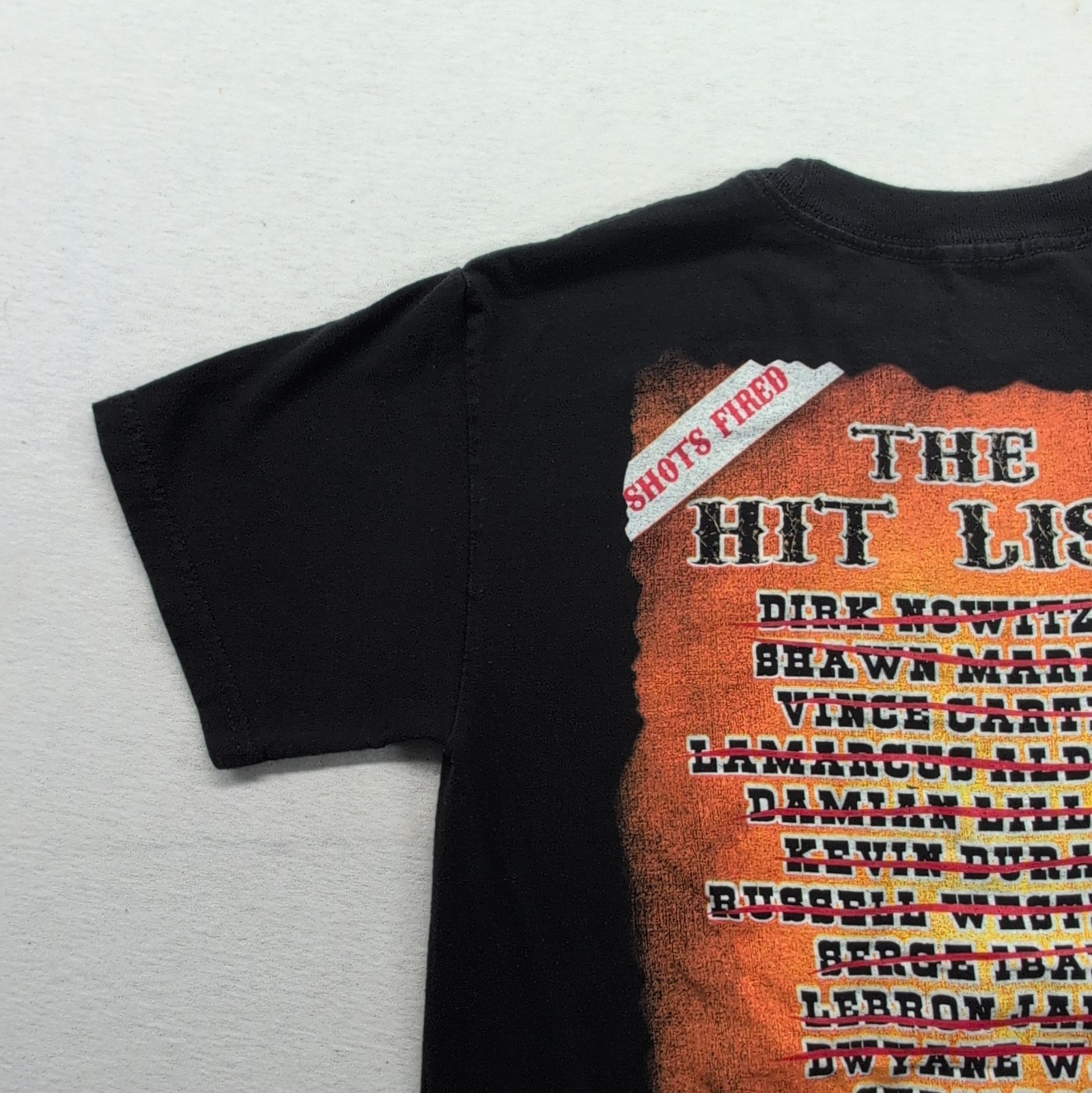 « Custom fan-art graphic tee celebrating the 2014 championship run. » Size Small