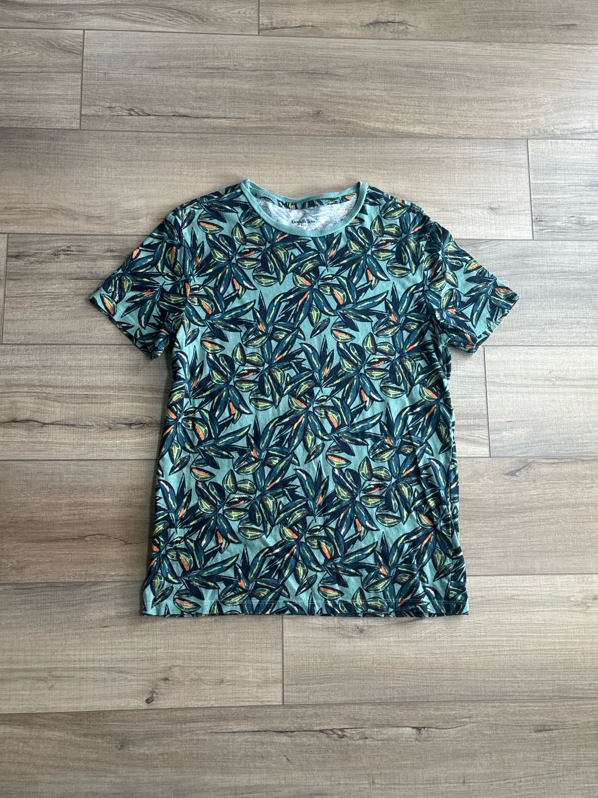 Goodfellow & Co Men&rsquo;s M Floral Tropical Knit Crew Neck Short Sleeve Tee
