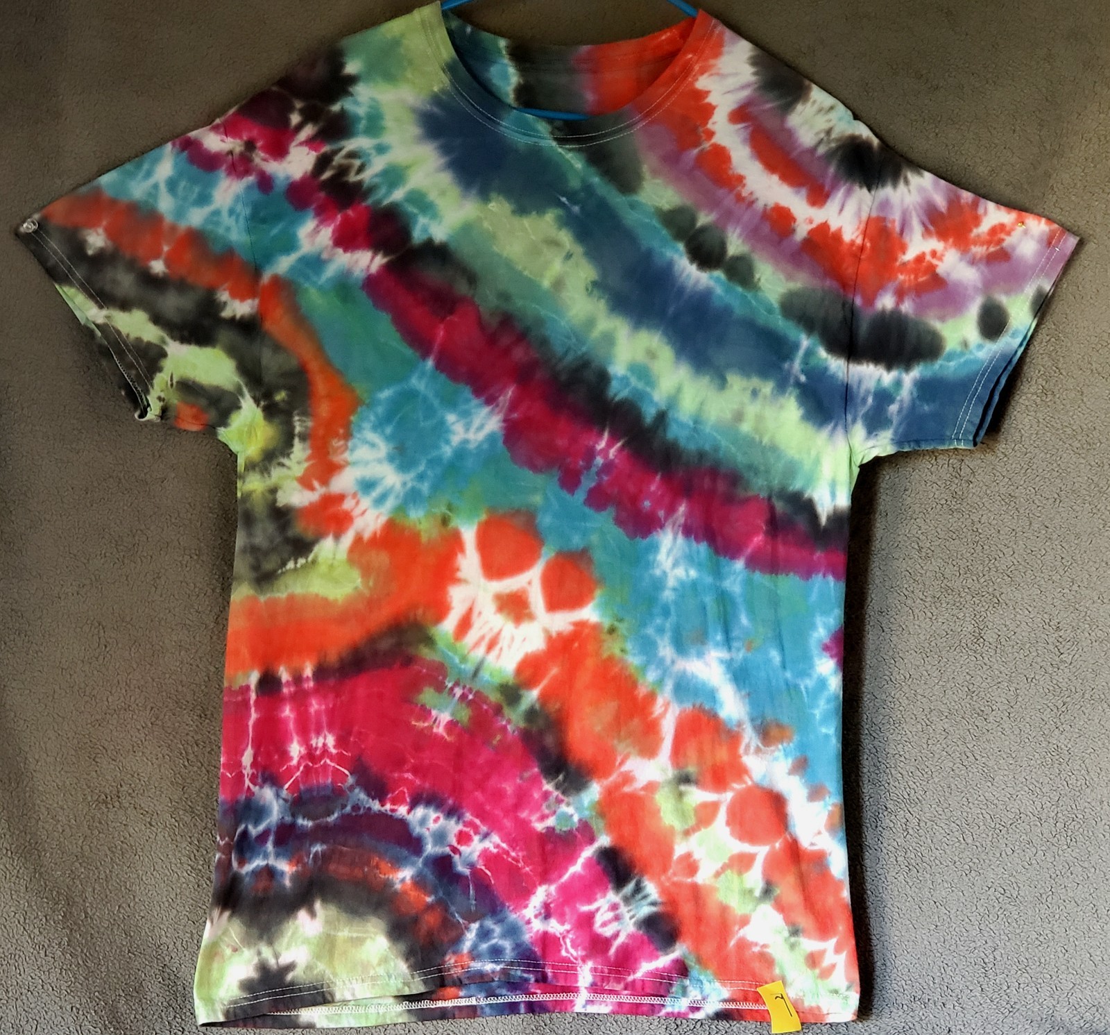 HANES SIZE LARGE 100% Cotton Tye Dyed Shirt Pre-washed WON&rsquo;T FADE VERY SOFT