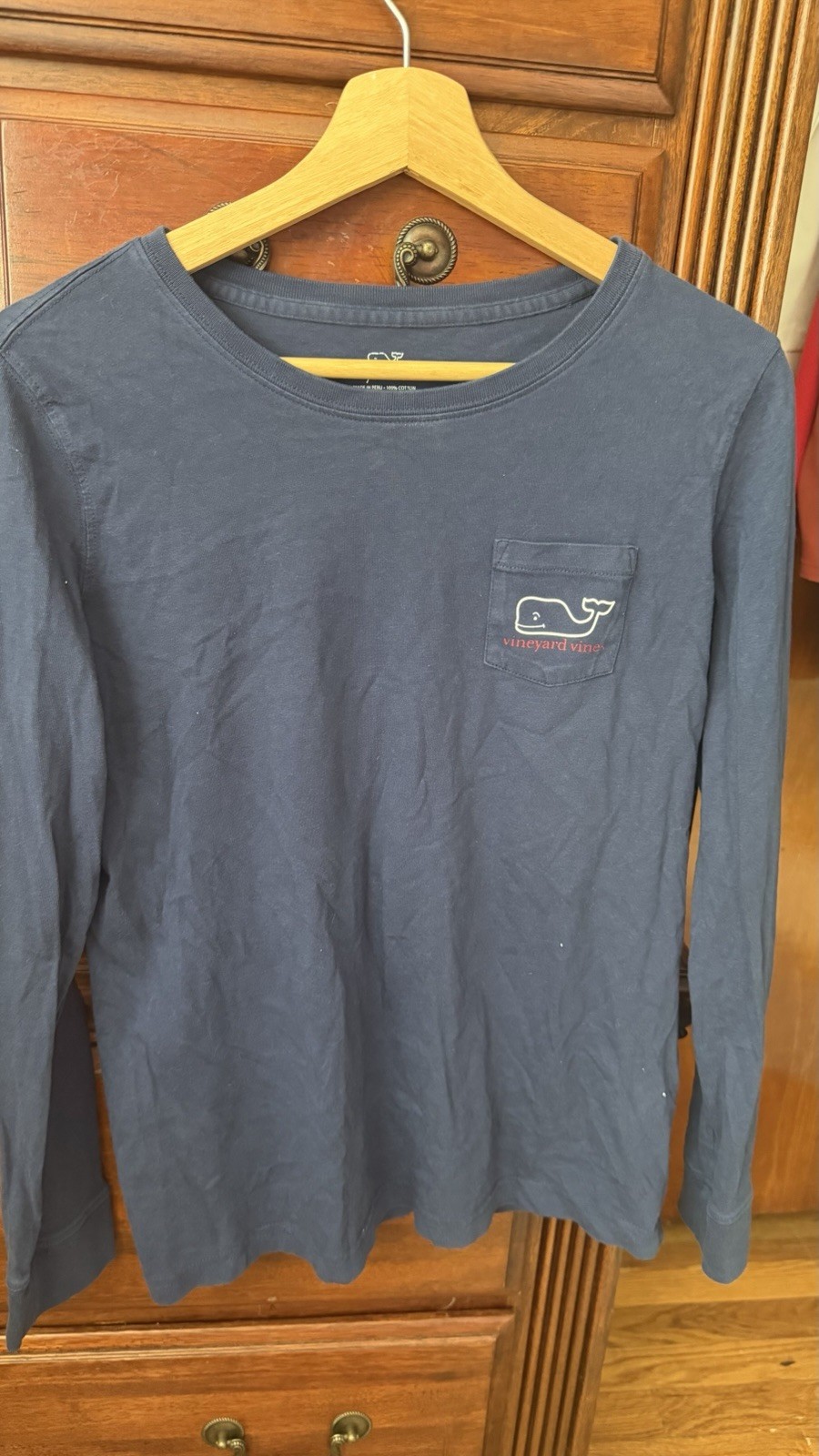 Vineyard Vines Happy Holidays 2016 Whale Graphic Pocket Long Sleeve Tee S