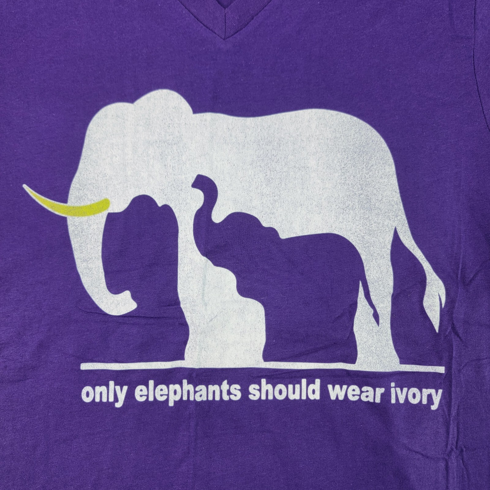 Only Elephants Should Wear Ivory Adult T-Shirt Size Medium Purple V-Neck NEW