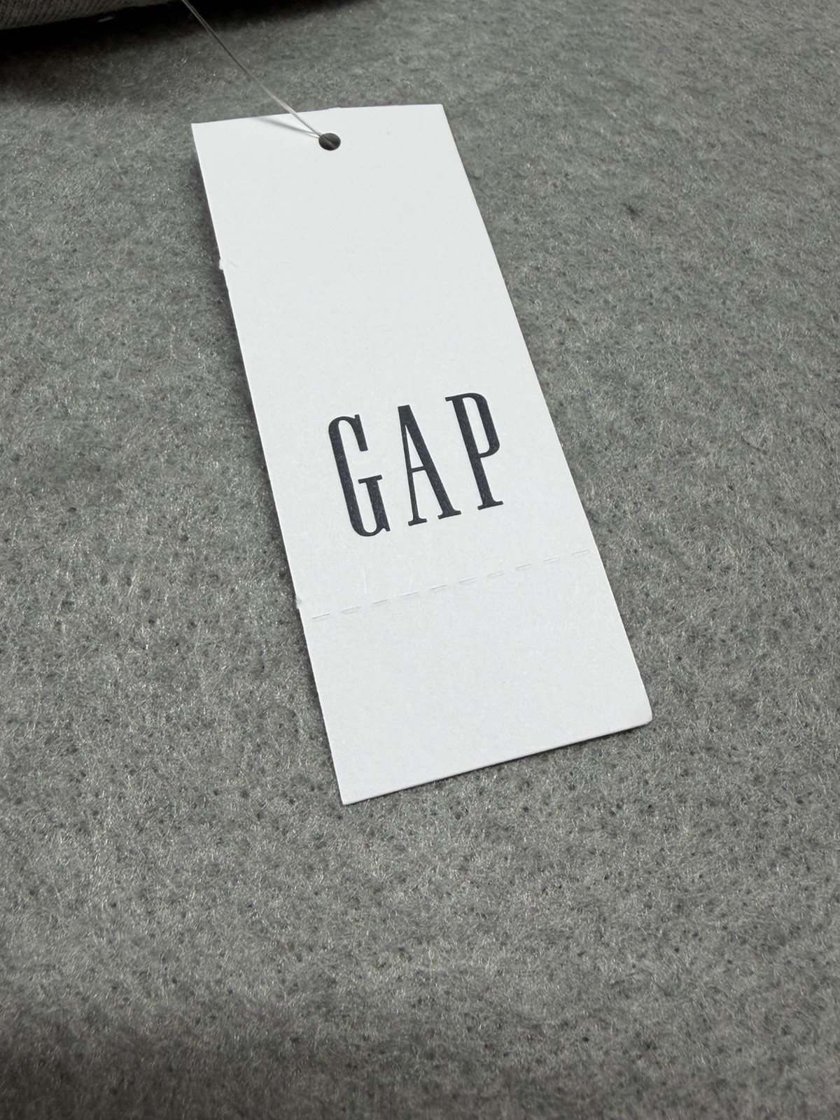 Gap Everyday Soft Long Sleeve Shirt Mens Medium Gray Crew Cotton Solid $30 MSRP