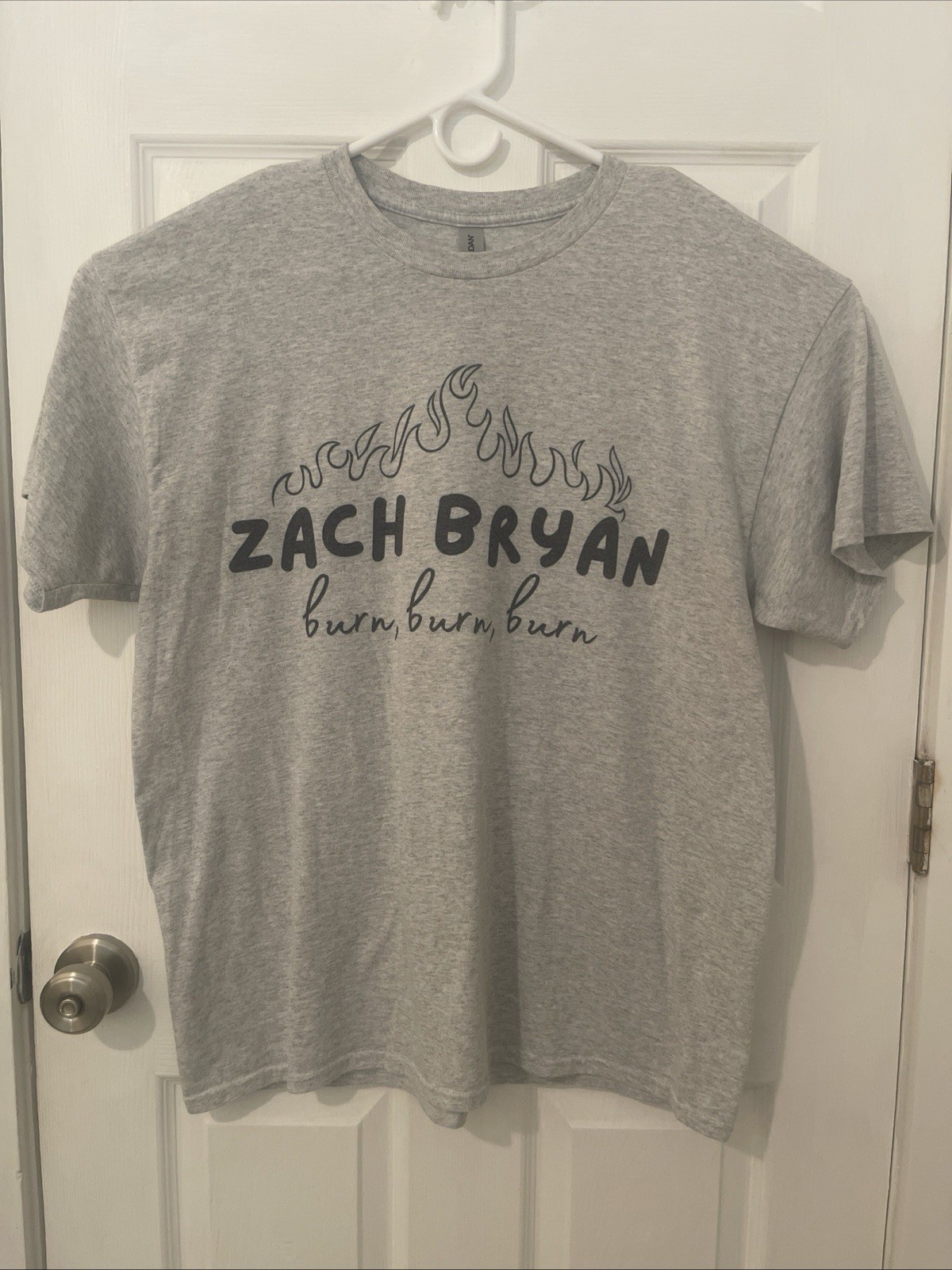 Zach Bryan Burn Burn Burn Grey T-Shirt Size XL Unisex Tee Country Music