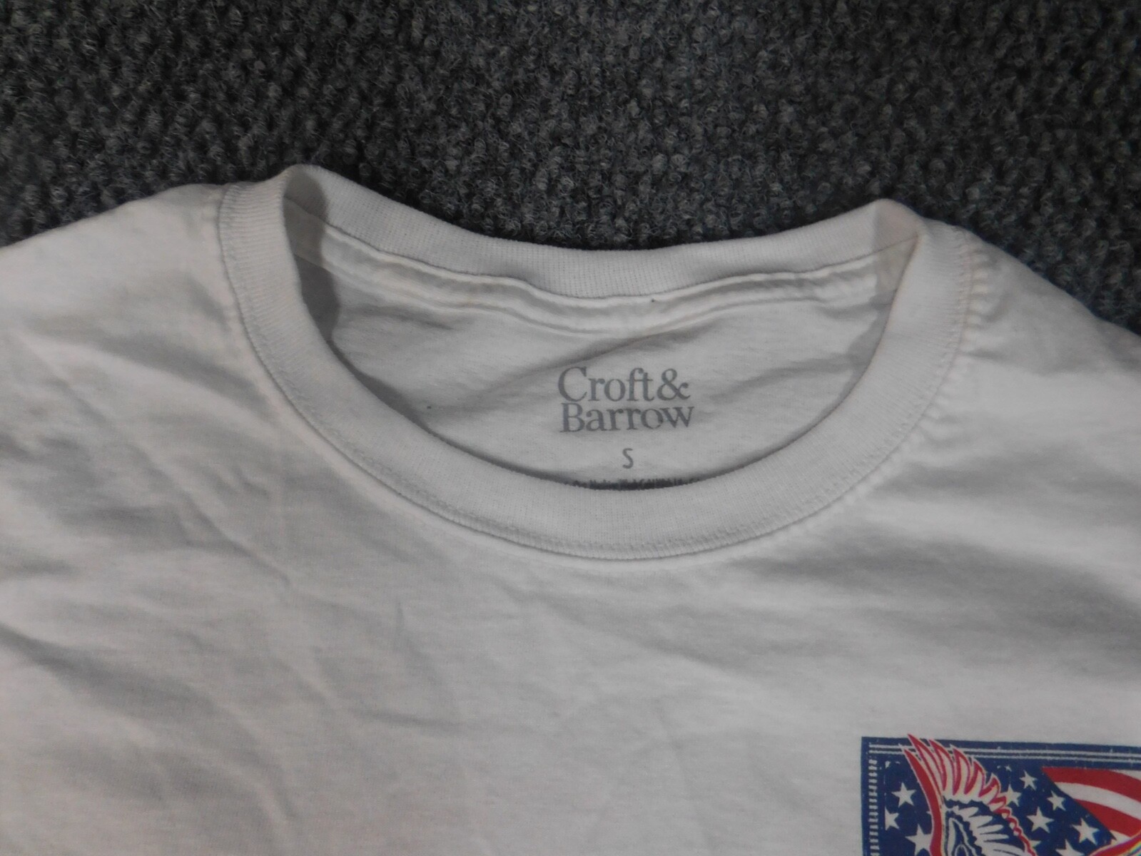 Croft & Barrow Mens shirt Small white Graphic Duck