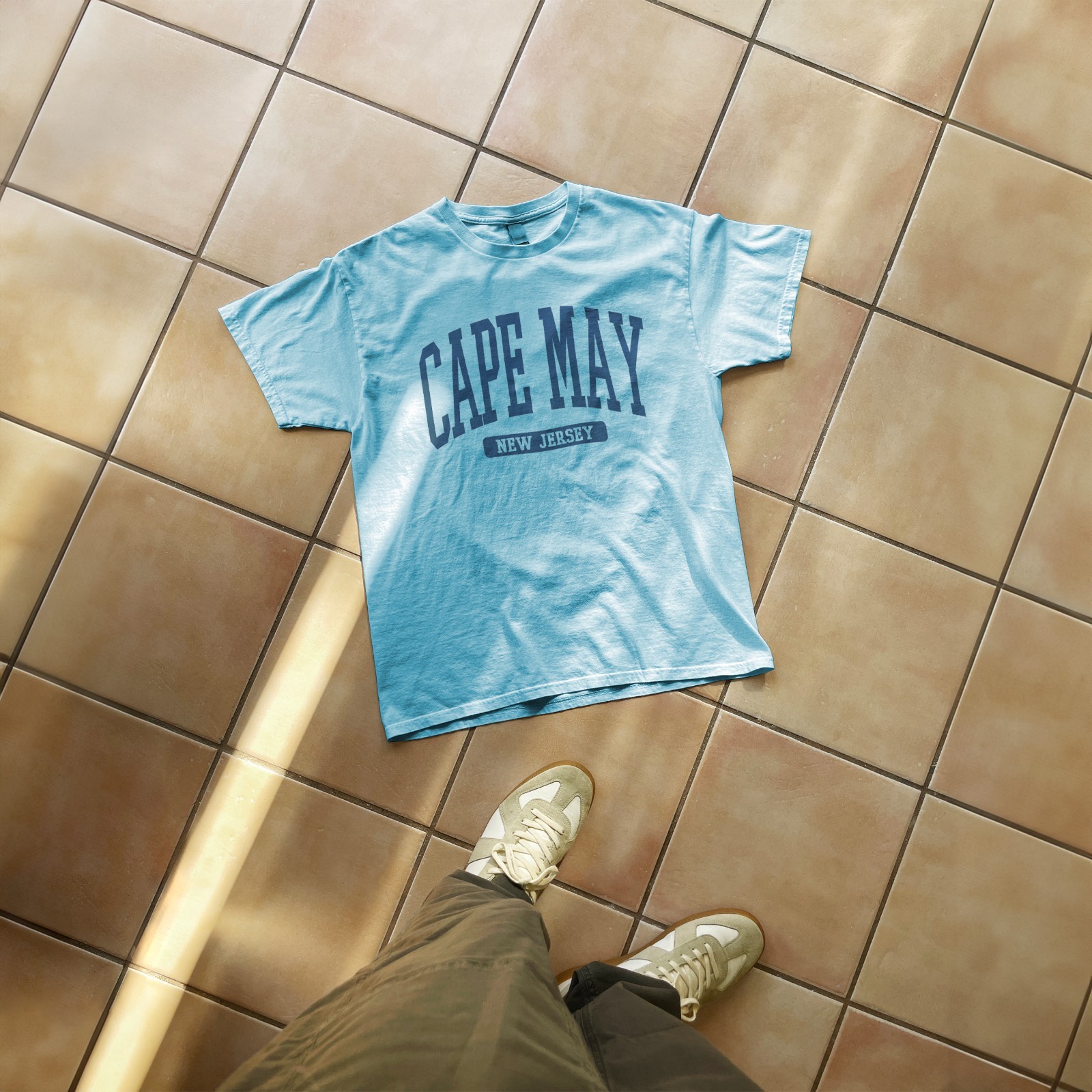 Cape May New Jersey Souvenir Beach Classic, Minimalist T-Shirt Light Blue