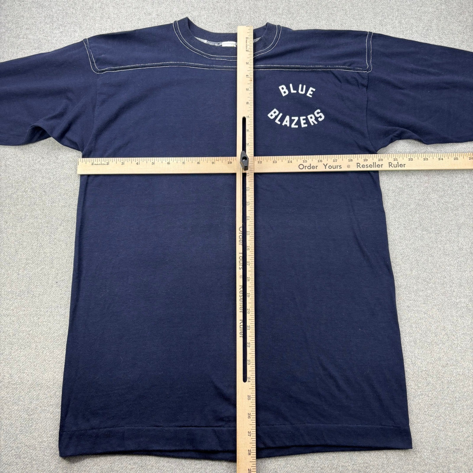 Vintage 1970s Blue Blazers School Athletic T-Shirt XL Flocked Single Stitch