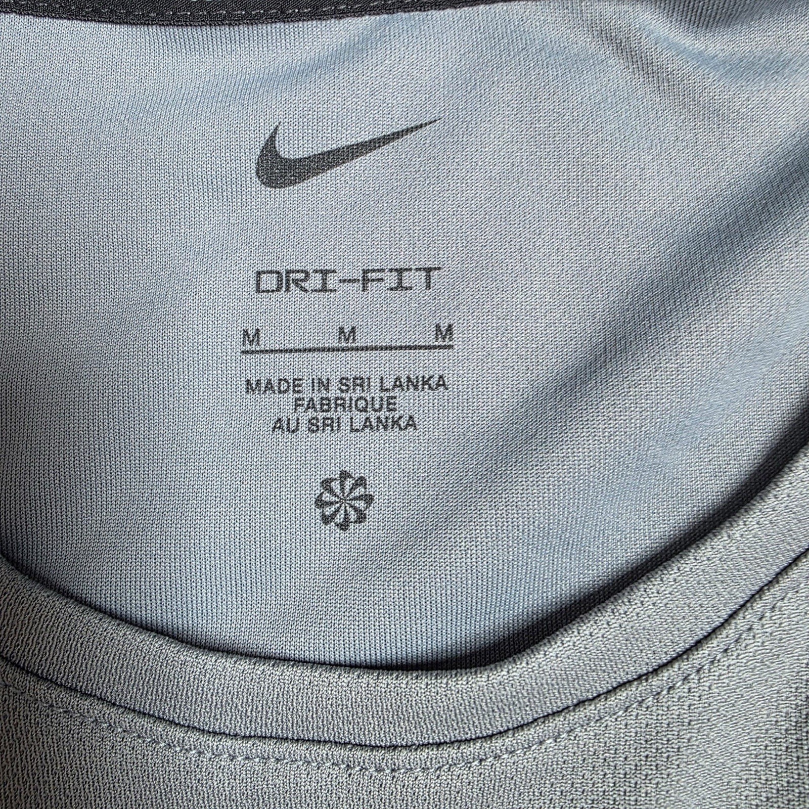 Nike Men&rsquo;s Miler Dri-FIT Running T-Shirt in Smokey Grey BNWT Size Medium